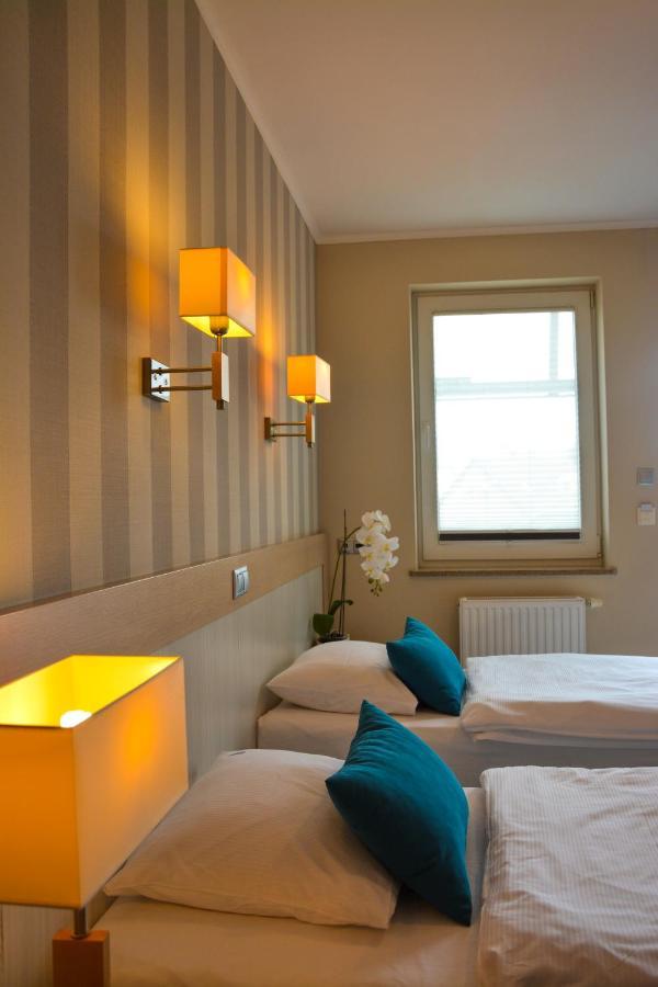 Restauracja 32 Motel Gryfice Eksteriør billede