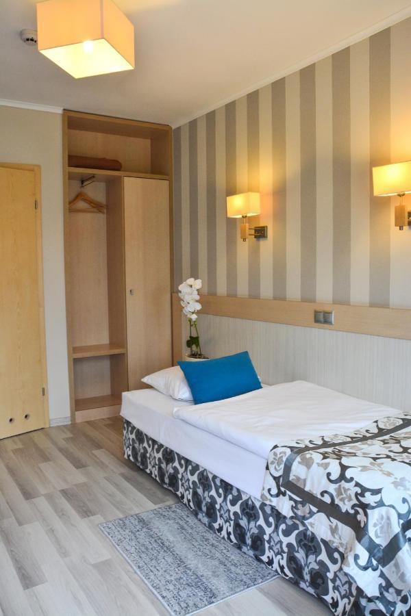 Restauracja 32 Motel Gryfice Eksteriør billede